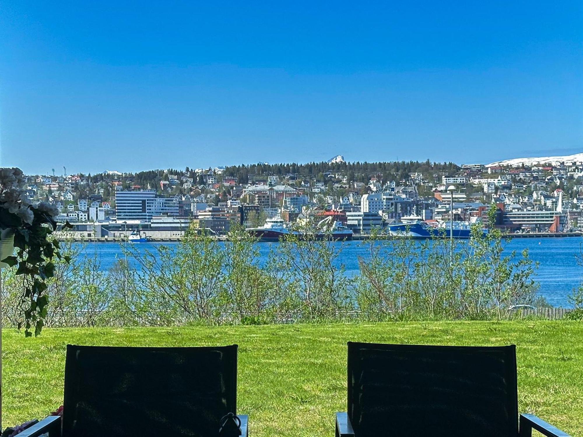 Panorama View - Free Parking - Perfect For Couples Apartment Tromso Luaran gambar